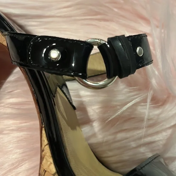 MICHAEL KORS PLATFORM CORK HEELS 7M - Picture 7 of 7